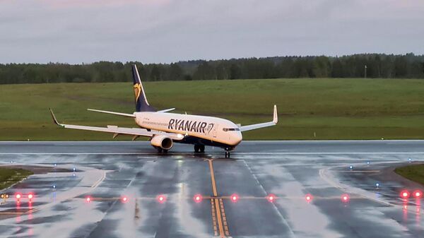 Самолет авиакомпании Ryanair, на котором находился Роман Протасевич, в аэропорту Вильнюса