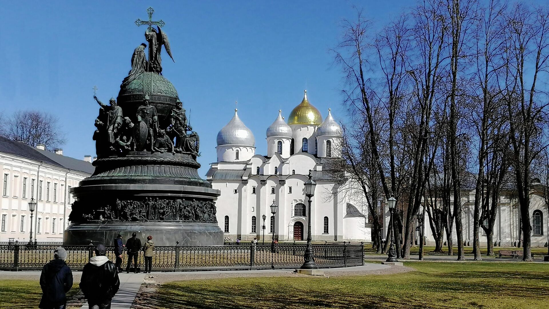 Великий Новгород. Памятник Тысячилетие России - РИА Новости, 1920, 18.09.2023