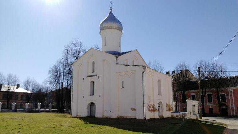 Храм на Ярославовом дворище