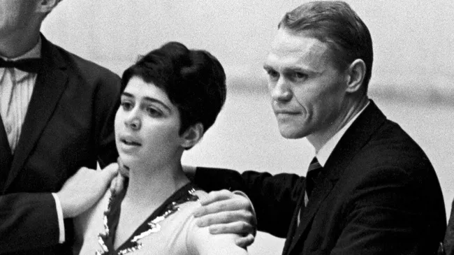 Ирина Роднина, Алексей Уланов и тренер Станислав Жук. Архивное фото