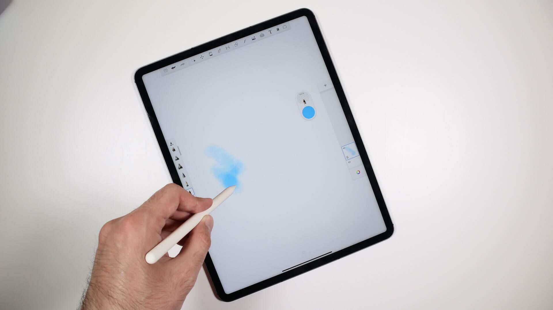 Apple iPad Pro (2021) - РИА Новости, 1920, 24.05.2021