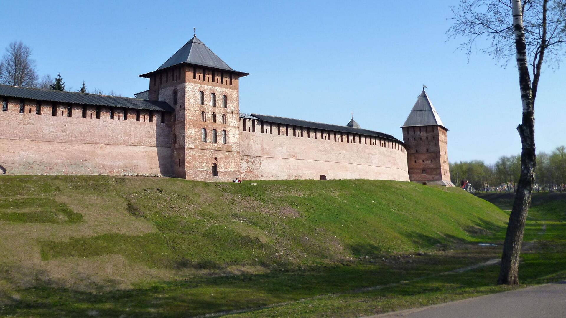 Кремлевская стена в Великом Новгороде - РИА Новости, 1920, 18.09.2024