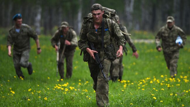 Команда разведывательного подразделения на конкурсе Отличники войсковой разведки