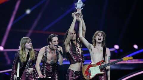 Итальянская группа Maneskin, победившая в конкурсе Евровидение-2021 в Роттердаме Итальянская группа Maneskin, победившая в конкурсе Евровидение-2021 в Роттердаме