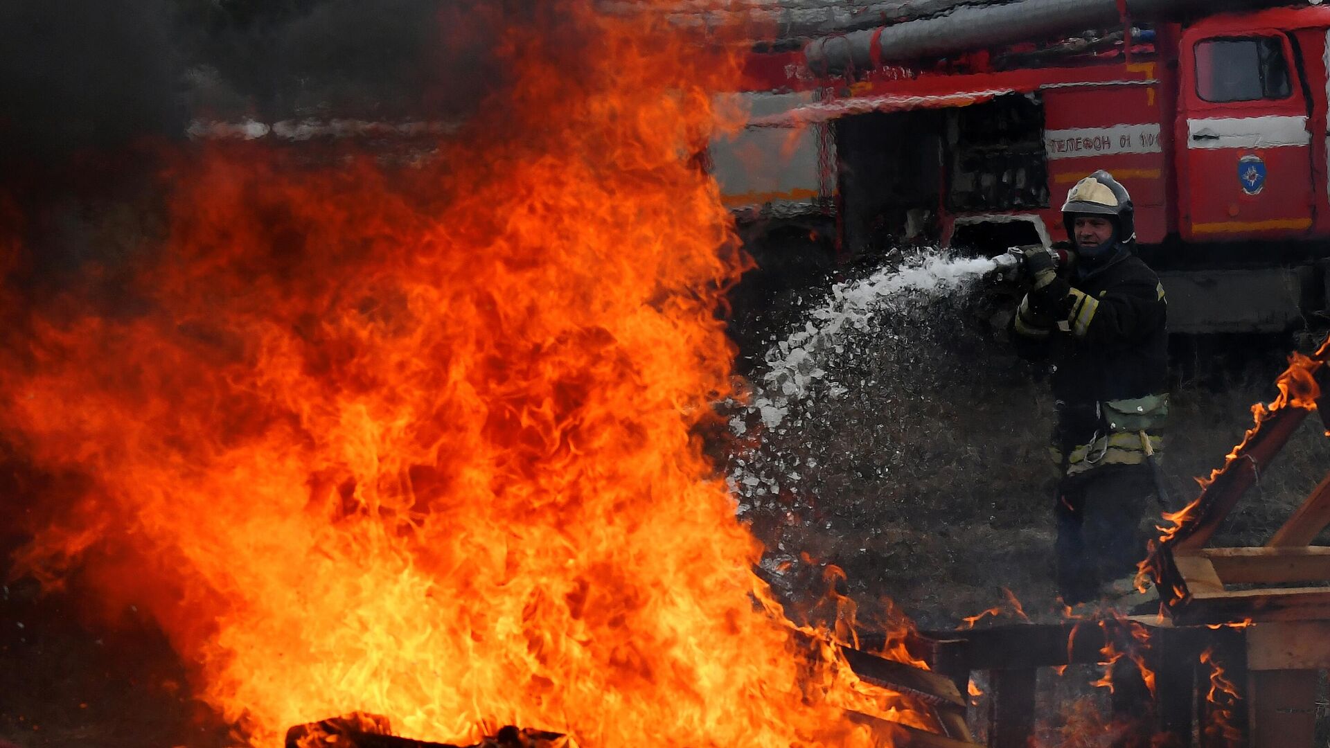 При пожаре в Солнечногорске погибли четыре человека