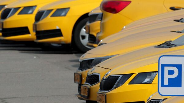 Автомобили службы Яндекс Такси