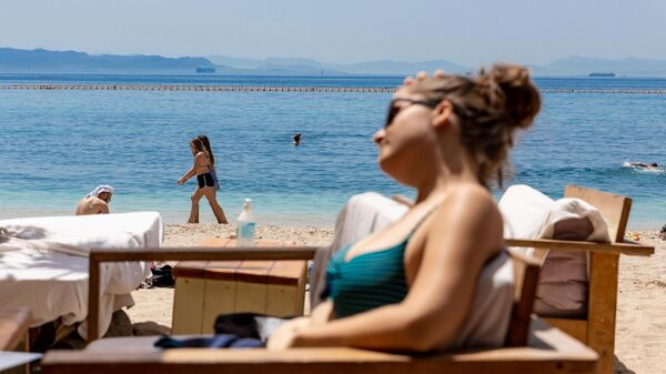 Туроператоры рассказали, кто заменил россиян на курортах Греции