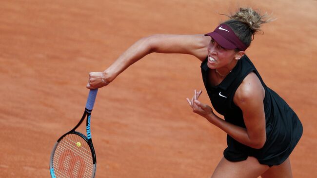 Tennis - WTA Premier 5 - Italian Open - Foro Italico, Rome, Italy - May 11, 2021 Madison Keys of the U.S. in action during her first round match against Sloane Stephens of the U.S. REUTERS/Guglielmo Mangiapane