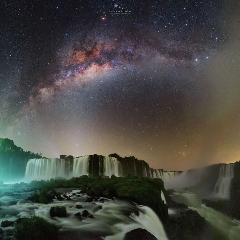 Работа фотографа Victor Lima “Devil’s throat” в фотоконкурсе 2021 Milky Way photographer of the year