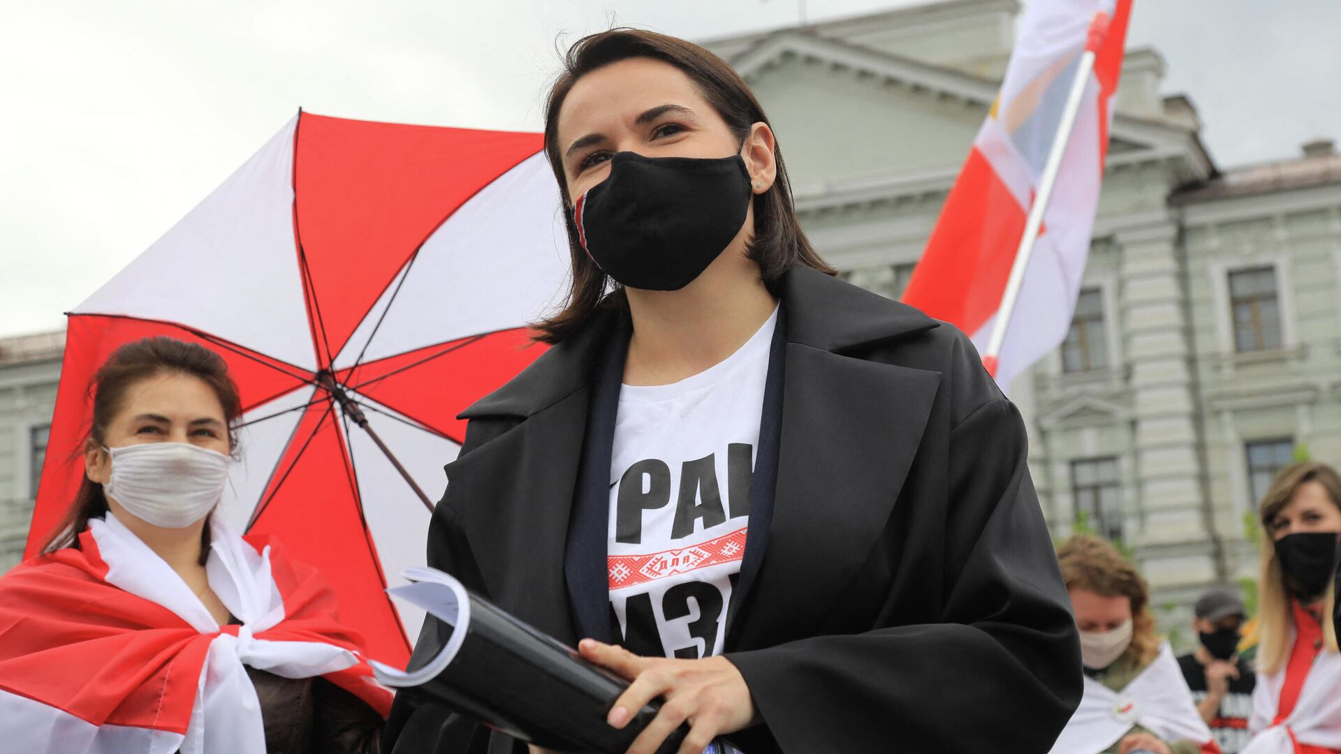 Светлана Тихановская во время акции протеста перед посольством Белоруссии в Литве - РИА Новости, 1920, 01.06.2021