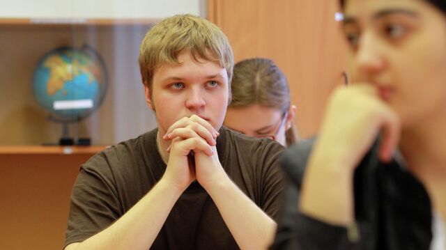 АНЗОР МУЗАЕВ И МУЗАЕВ АНЗОР АХМЕДОВИЧ РУКОВОДИТЕЛЬ РОСОБРНАДЗОРА