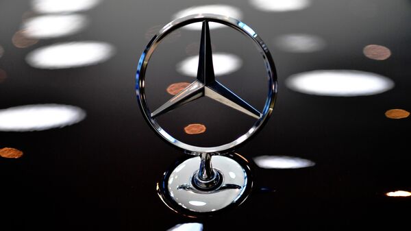 Эмблема Mercedes 