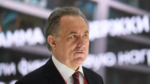 Генеральный директор АО ДОМ.РФ Виталий Мутко на Петербургском международном экономическом форуме - 2021