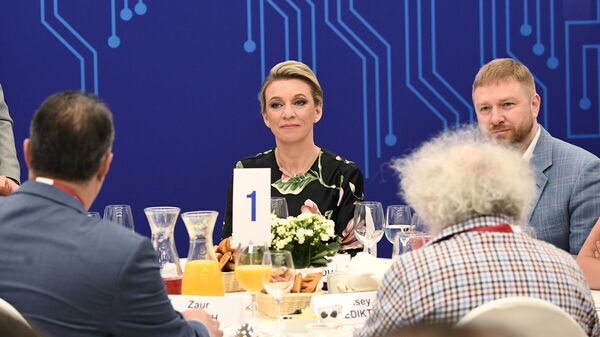 Официальный представитель Министерства иностранных дел России Мария Захарова  проводит деловой завтрак ИноСМИ-иноагенты в России
