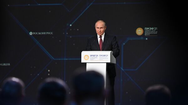 LIVE_СПУТНИК: Выступление Владимира Путина на пленарном заседании ПМЭФ-2021