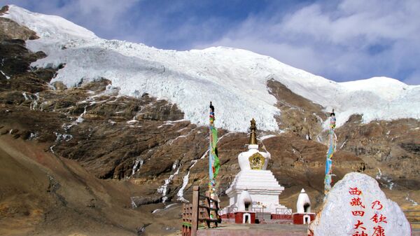 Ледник Карола в Тибете