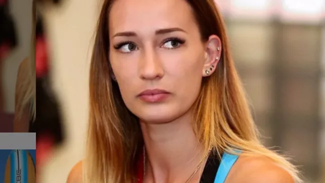 Яна Сизикова