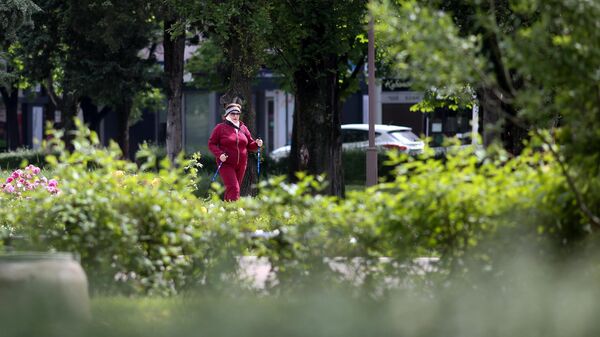 Женщина на улице в Краснодаре