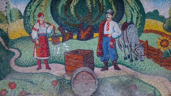 Наследие прошлого: на Украине восстанавливают советские мозаики