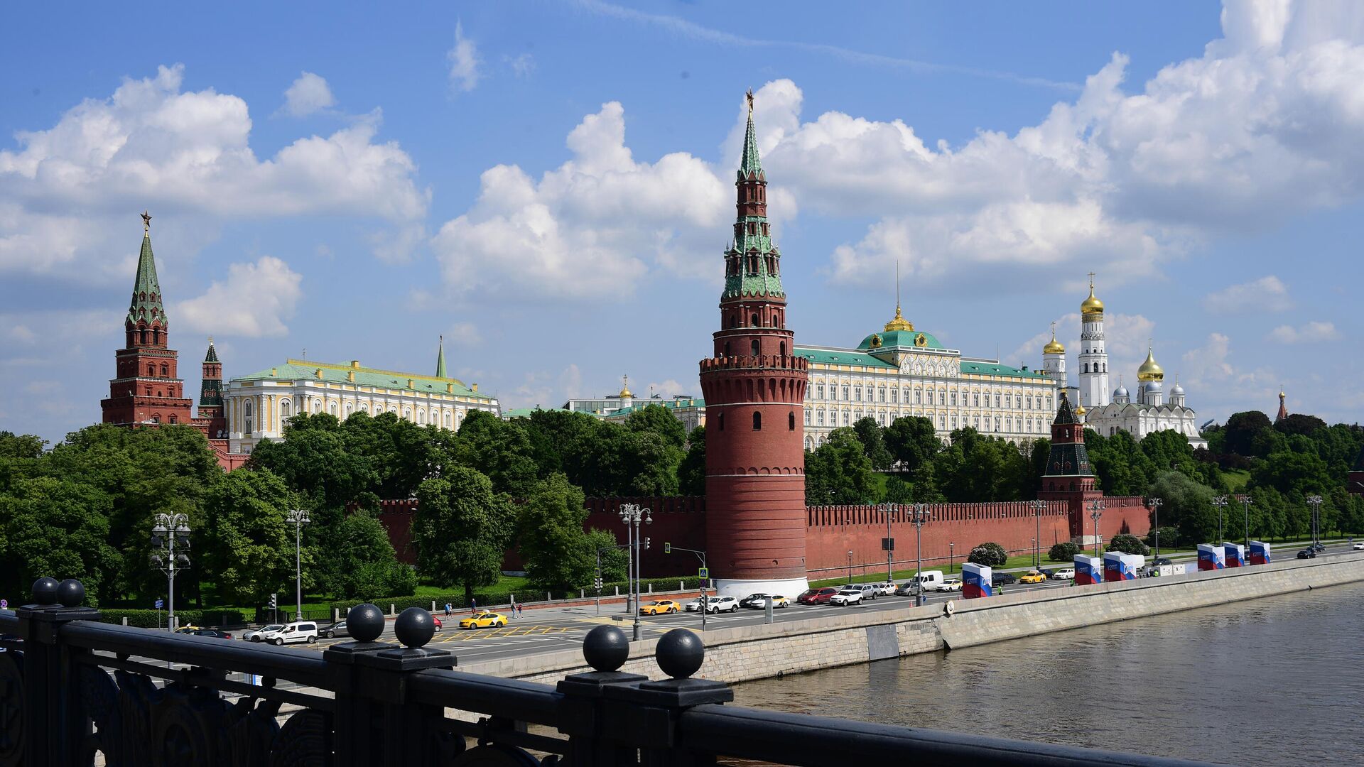 Кремлевская набережная в Москве - РИА Новости, 1920, 16.06.2022