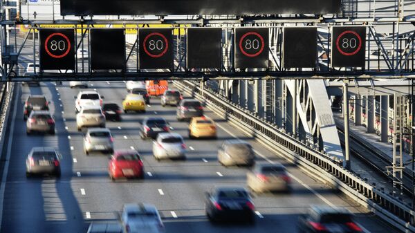 Предупреждение о соблюдении скоростного режима на Андреевском мосту