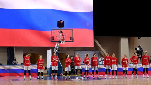 Игроки сборной России перед началом в матча квалификации чемпионата Европы по баскетболу 2021 между женскими сборными командами России и Эстонии.
