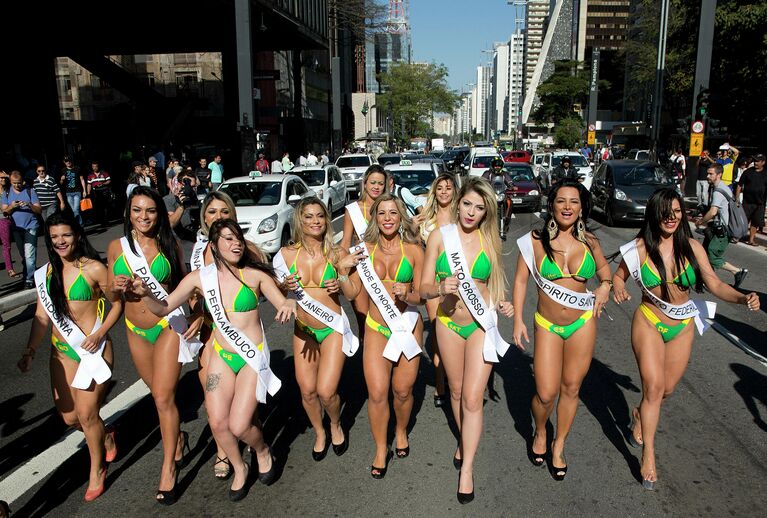 Участницы конкурса Miss BumBum Brazil в Сан-Паулу, Бразилия