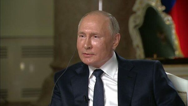 Вы затыкаете мне рот – Путин сделал замечание журналисту NBC