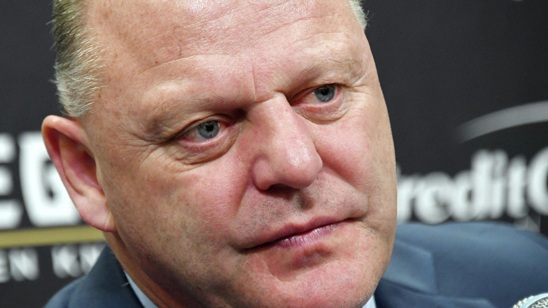 LAS VEGAS, NEVADA - APRIL 01: Head coach Gerard Gallant of the Vegas Golden Knights takes questions during a news conference following the team's 3-1 victory over the Edmonton Oilers at T-Mobile Arena on April 1, 2019 in Las Vegas, Nevada.   Ethan Miller/Getty Images/AFP (Photo by Ethan Miller / GETTY IMAGES NORTH AMERICA / Getty Images via AFP) - РИА Новости, 1920, 15.06.2021