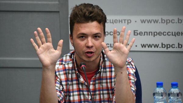 Роман Протасевич принимает участие в пресс-конференции в Минске 