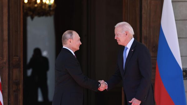 Путин и Байден могут встретиться в начале следующего года, пишет СМИ