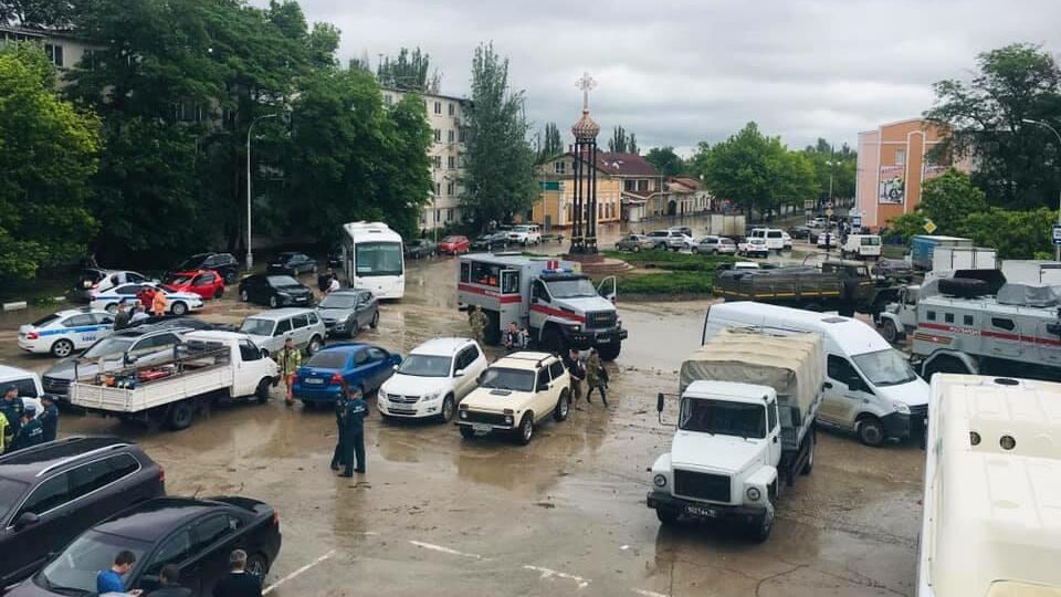 Последствия сильных ливней в Керчи - РИА Новости, 1920, 17.06.2021