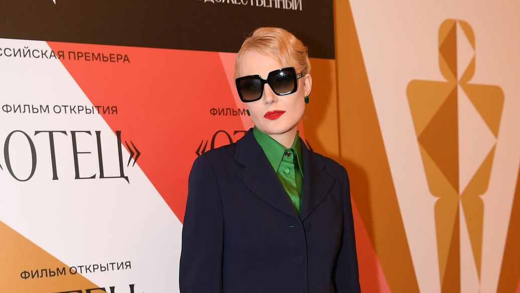 Суд отменил решение о взыскании долга с Литвиновой