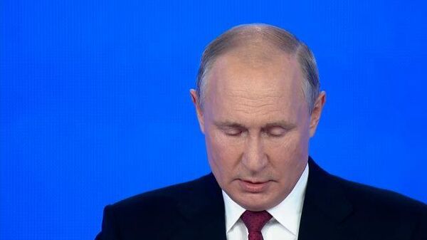 Путин предложил пятерку Единой России на думских выборах 