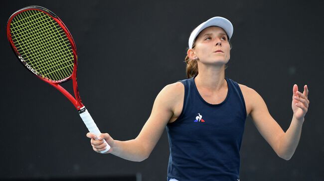 Russia's Varvara Gracheva reacts during her Yarra Valley Classic women's singles tennis match against Czech Republic's Marketa Vondrousova in Melbourne on February 1, 2021. (Photo by William WEST / AFP) / -- IMAGE RESTRICTED TO EDITORIAL USE - STRICTLY NO COMMERCIAL USE --