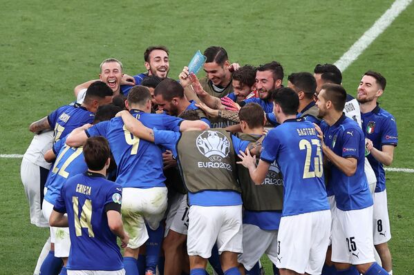 Футболисты сборной Италии
