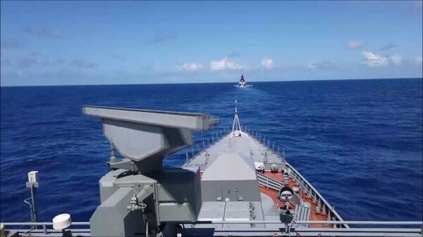 Боевые корабли и морская авиация: учения в центральной части Тихого океана