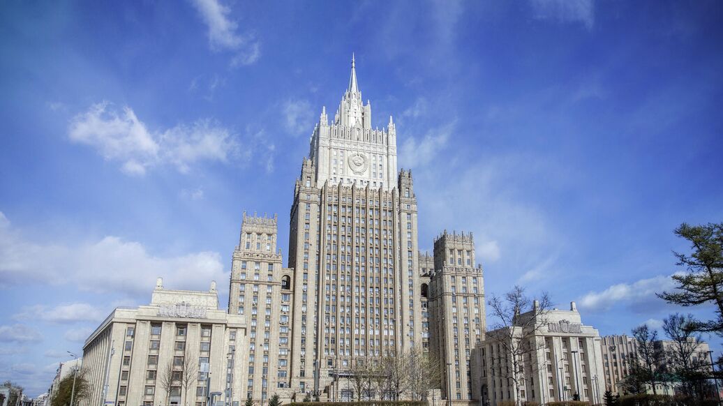 Украина и Запад прекрасно понимают, чей Крым, заявили в МИД