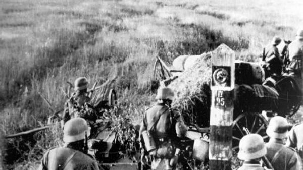 Войска вермахта пересекают границу СССР