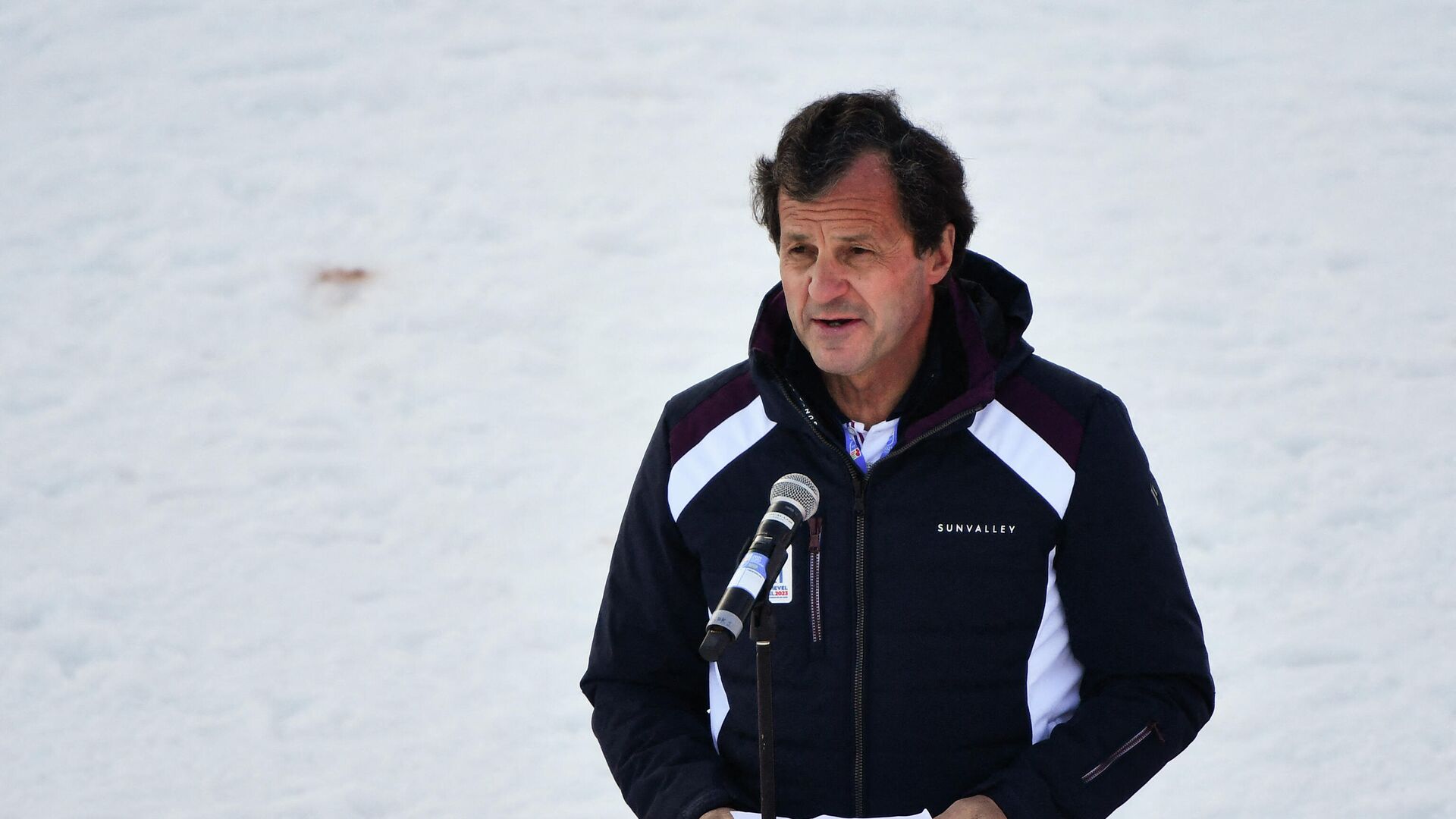 France's ski federation president and director of the 2023 World Ski Championship of Courchevel Michel Vion delivers a speech during the closing ceremony of the FIS Alpine World Ski Championships in Cortina d'Ampezzo, Italian Alps, on February 21, 2021. (Photo by Andreas SOLARO / AFP) - РИА Новости, 1920, 22.06.2021