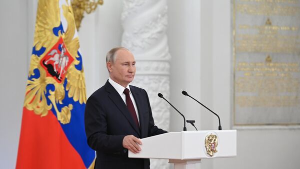 Президент России Владимир Путин во время выступления в Большом Кремлевском дворце