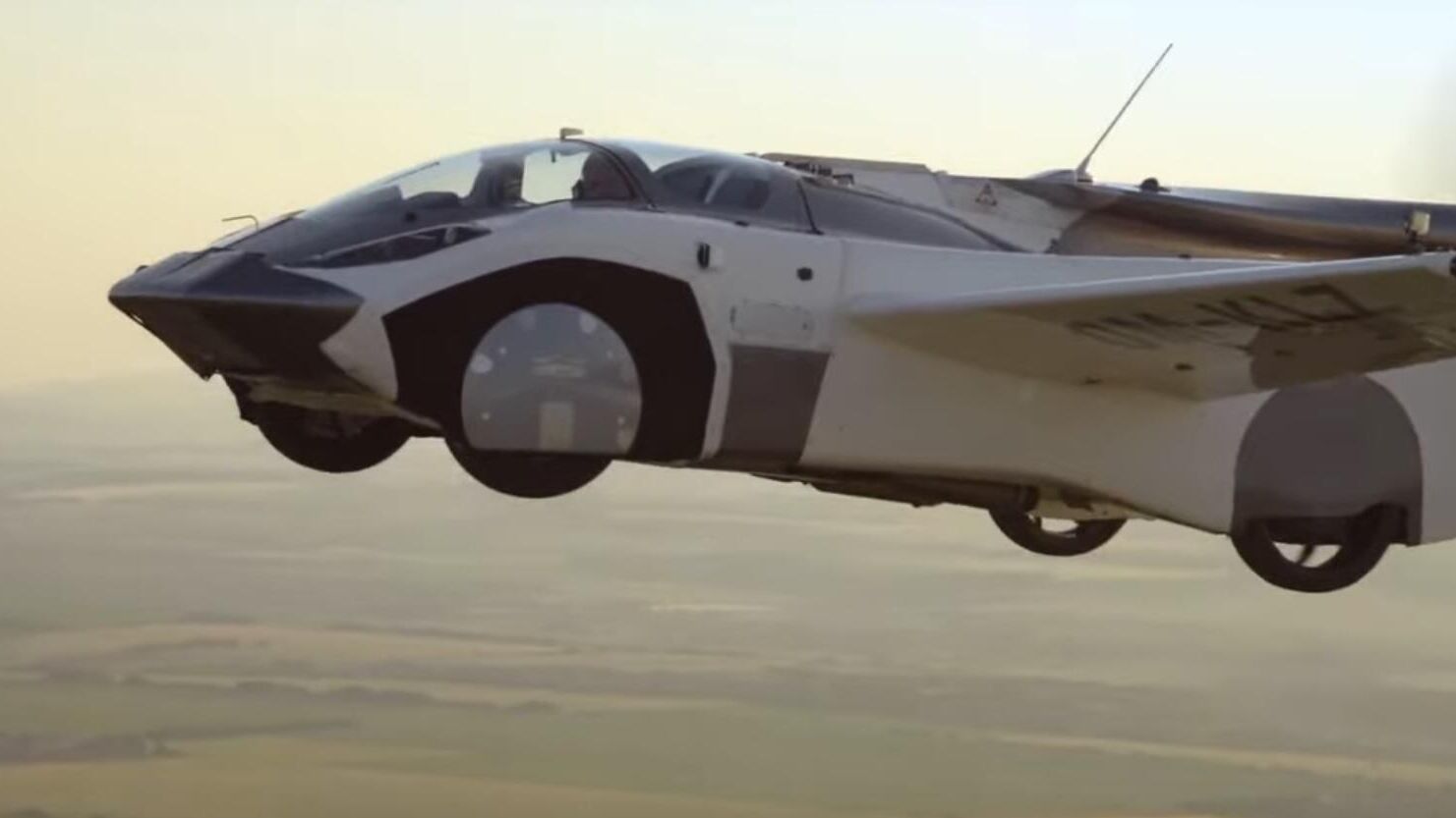 Первый полет летающего автомобиля Aircar - РИА Новости, 1920, 01.07.2021