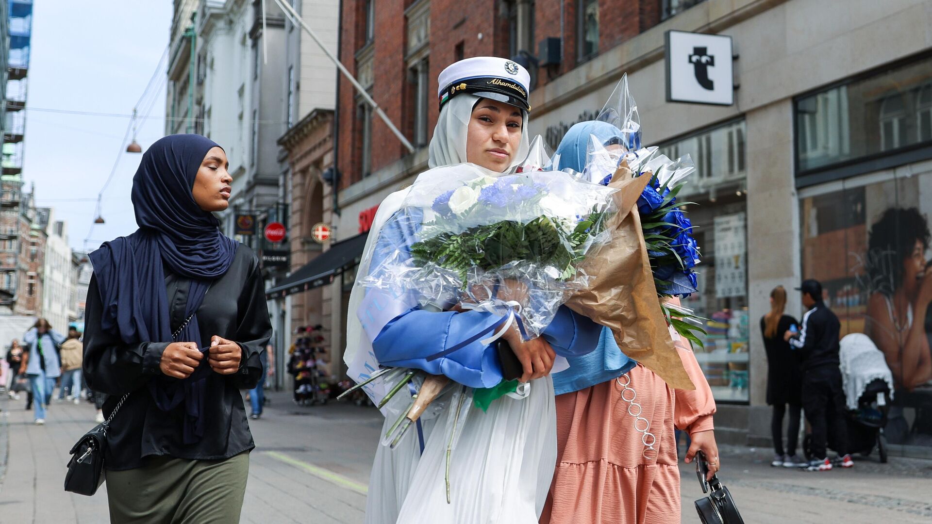 Девушки на улице Стрёгет в Копенгагене - РИА Новости, 1920, 06.07.2021