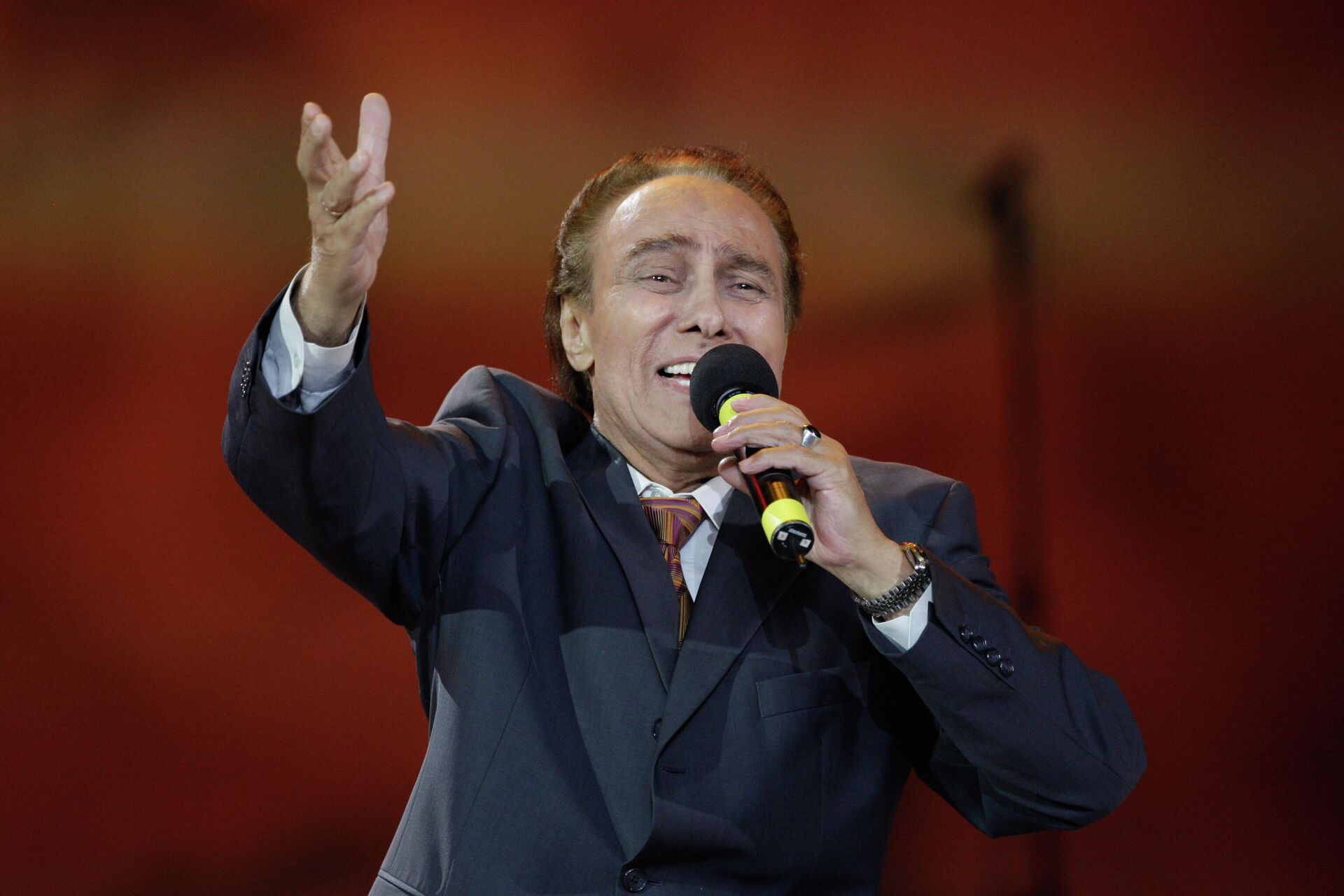 Художественный руководитель театра Ромэн Николай Сличенко - РИА Новости, 1920, 02.07.2021