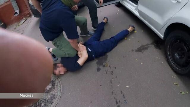 Видеокадры спецоперации против боевиков ИГ в Москве, Астрахани и Кабардино-Балкарии - РИА Новости, 1920, 05.07.2021