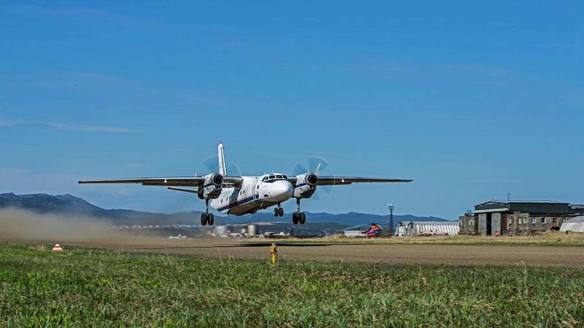 После исчезновения Ан-26 на Камчатке открыли горячую линию - РИА Новости,  06.07.2021