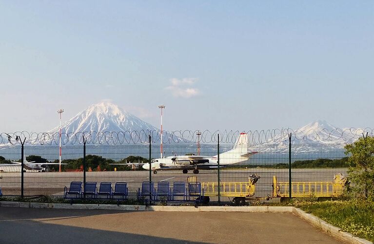 Самолеты в международном аэропорту Петропавловск-Камчатский Елизово