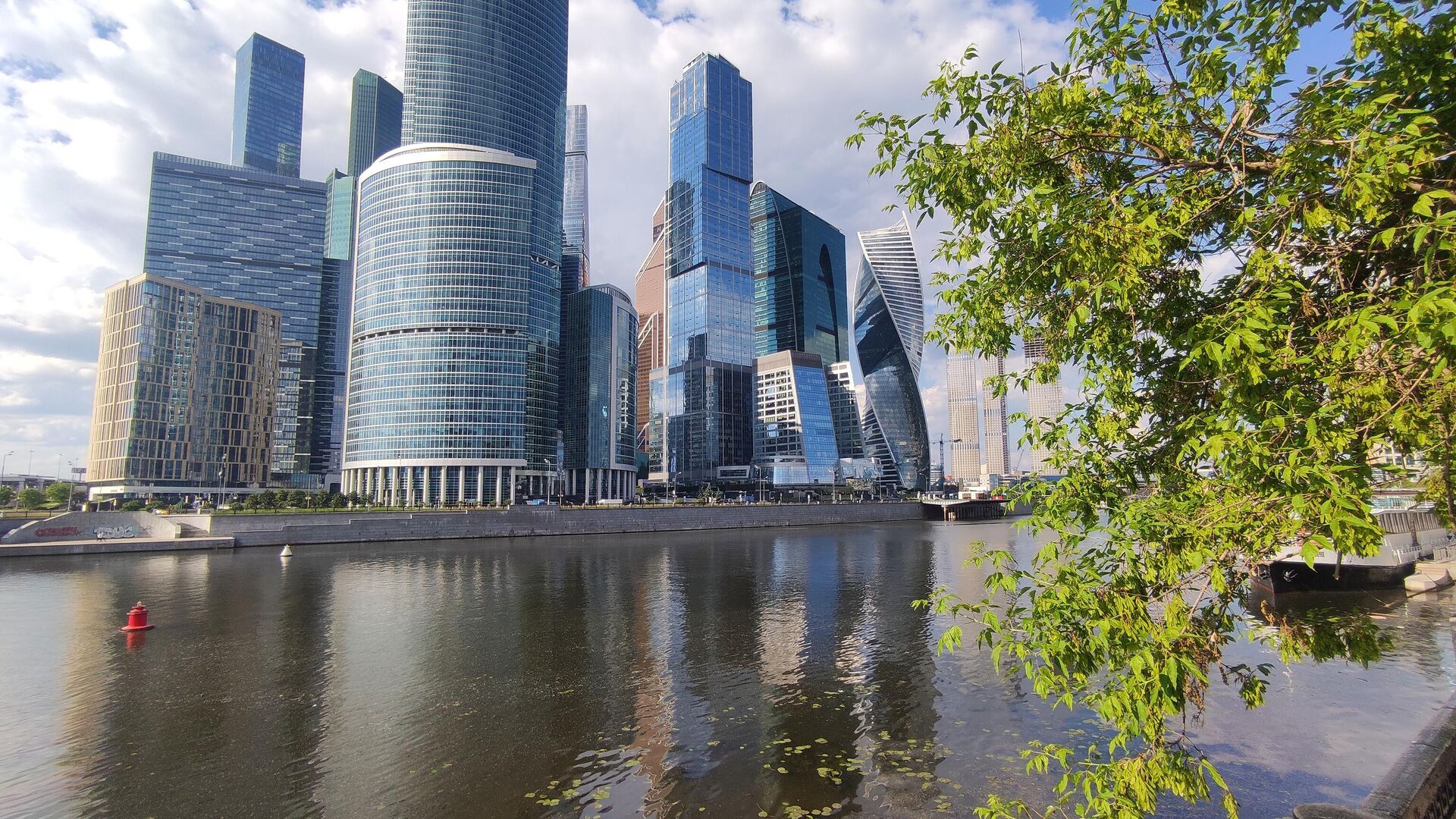 Московский международный деловой центр Москва-Сити (ММДЦ) на набережной Тараса Шевченко в Москве - РИА Новости, 1920, 19.07.2021