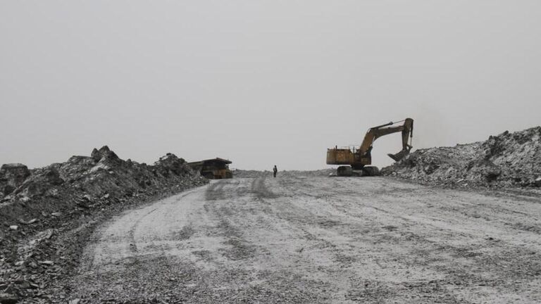 Поиск пропавших сотрудников Кумтор Голд Компани на территории золоторудного месторождения
