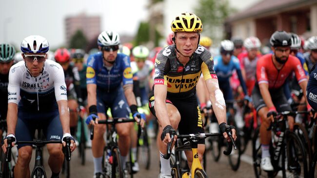 Тони Мартин (на переднем плане) Тони Мартин (на переднем плане)